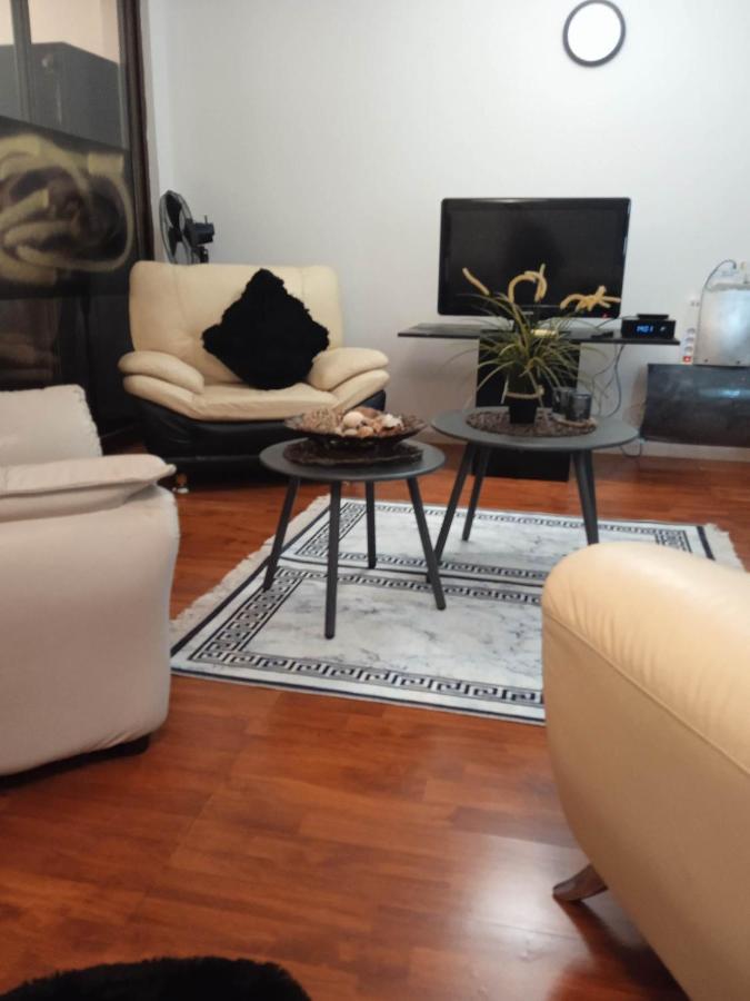 Lovely Cozy Apartment In The Entrance Of Nicosia Aglantzia Ngoại thất bức ảnh